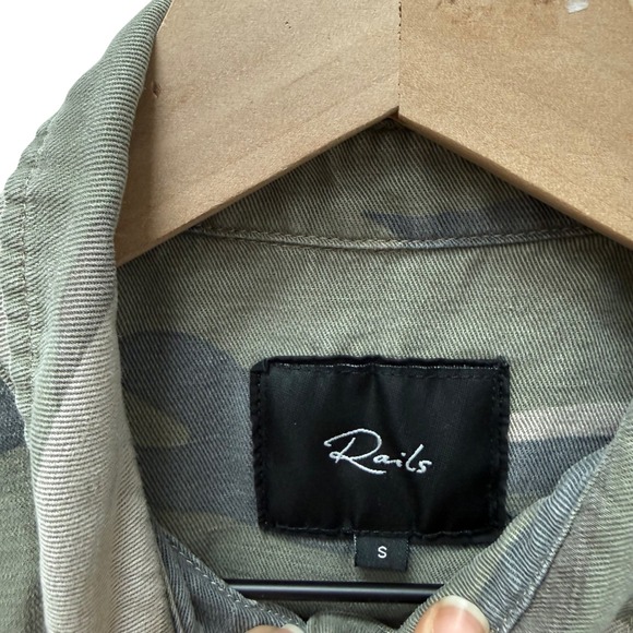 Rails‎ Marcel Camo Stars Button Down Shirt Jacket Women's Size S - Picture 4 of 8